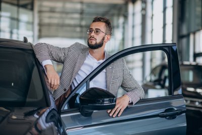 Tweedehands auto leasen: wel of niet doen?